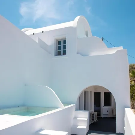White Cave Aparthotel Oia (Santorini)